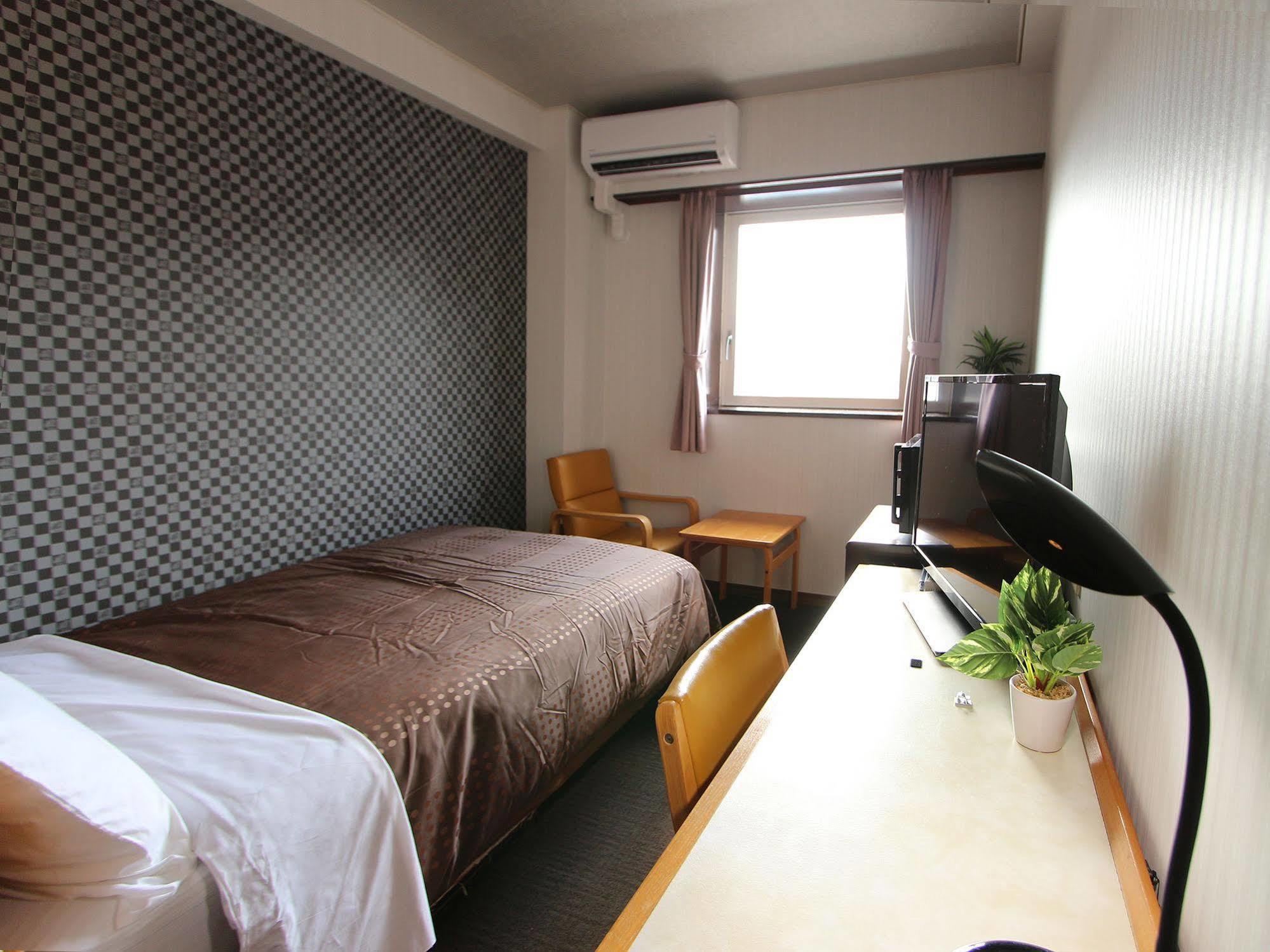 Hotel Livemax Budget Ucunomija Exteriér fotografie